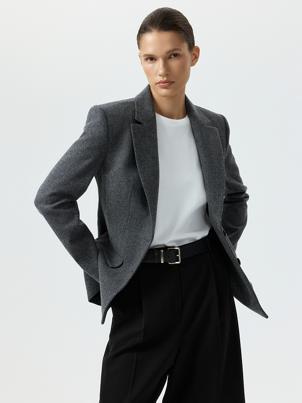 Жакет из твида «в елочку»