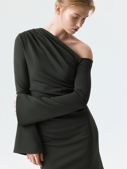 Трикотажное платье-мини с драпировками: фото №2