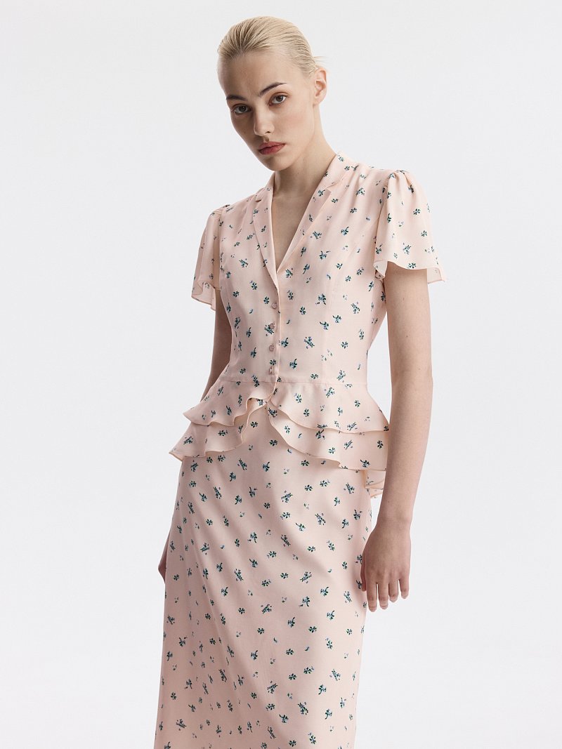 Атласная блуза в цветочек