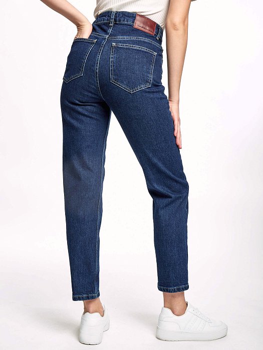 Укороченные джинсы: фото №3