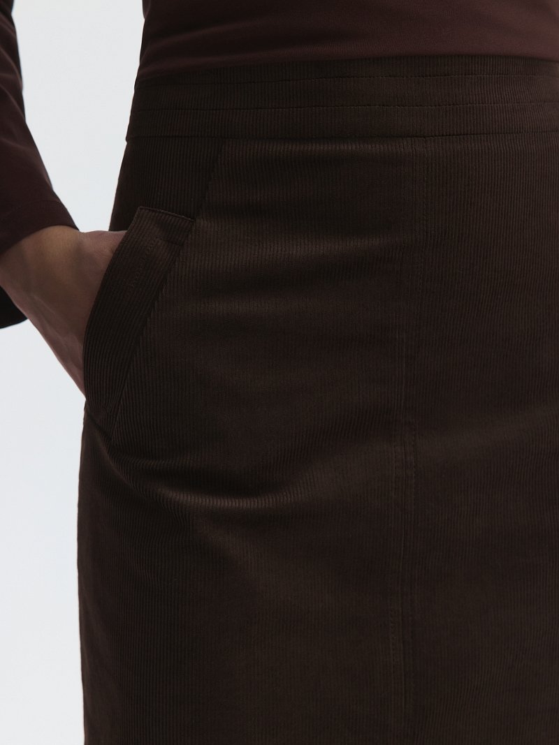 Вельветовая юбка-миди