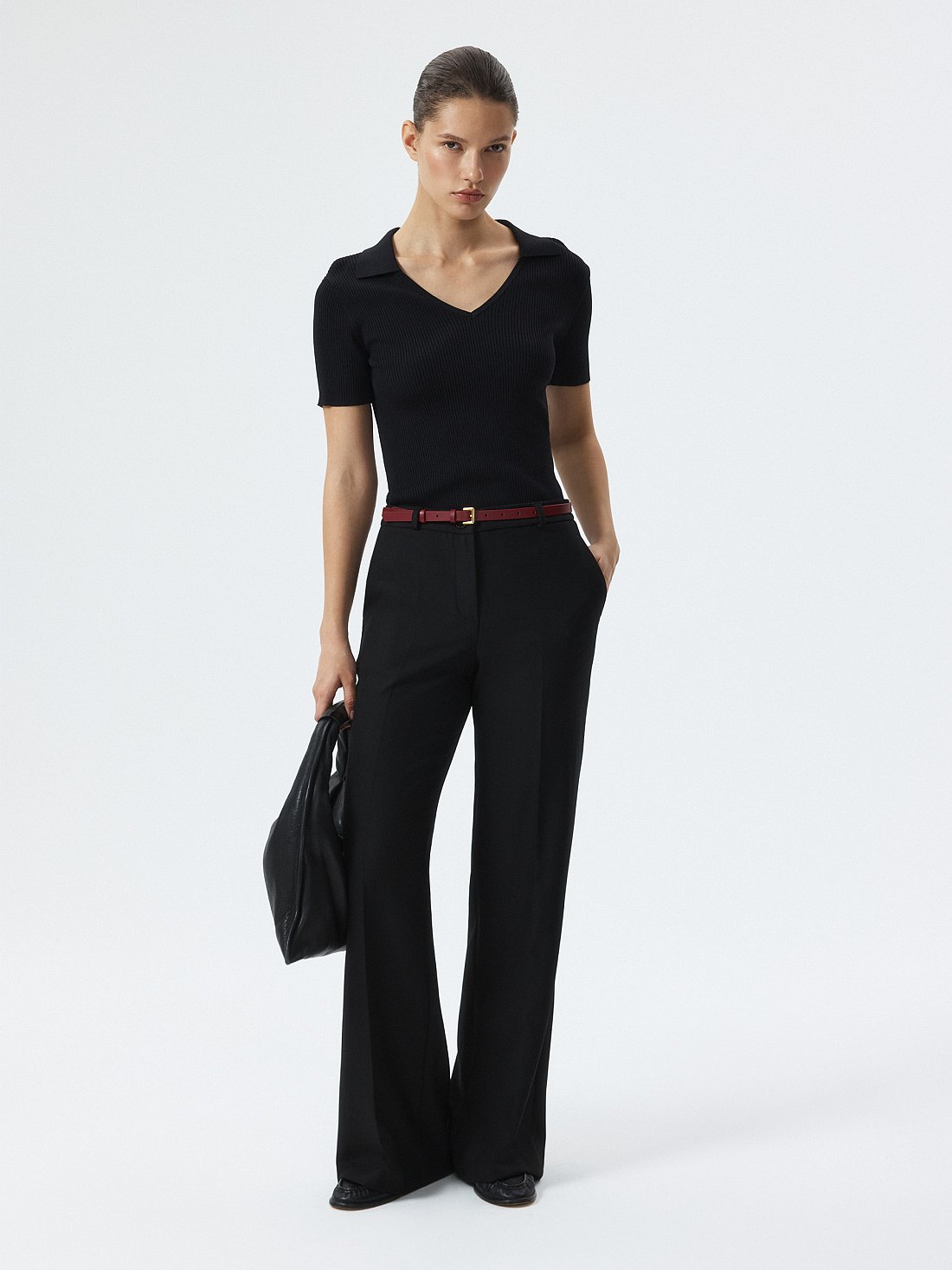 Брюки расклешенного кроя: фото №1