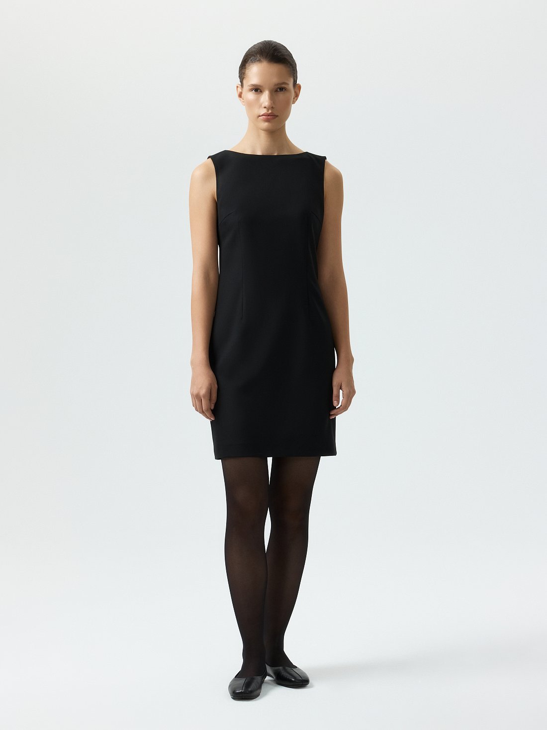 Базовое мини-платье: фото №1