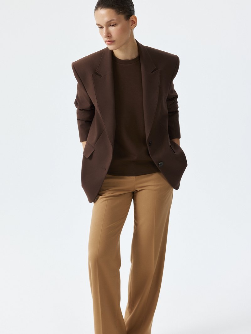 Брюки прямого кроя со стрелками