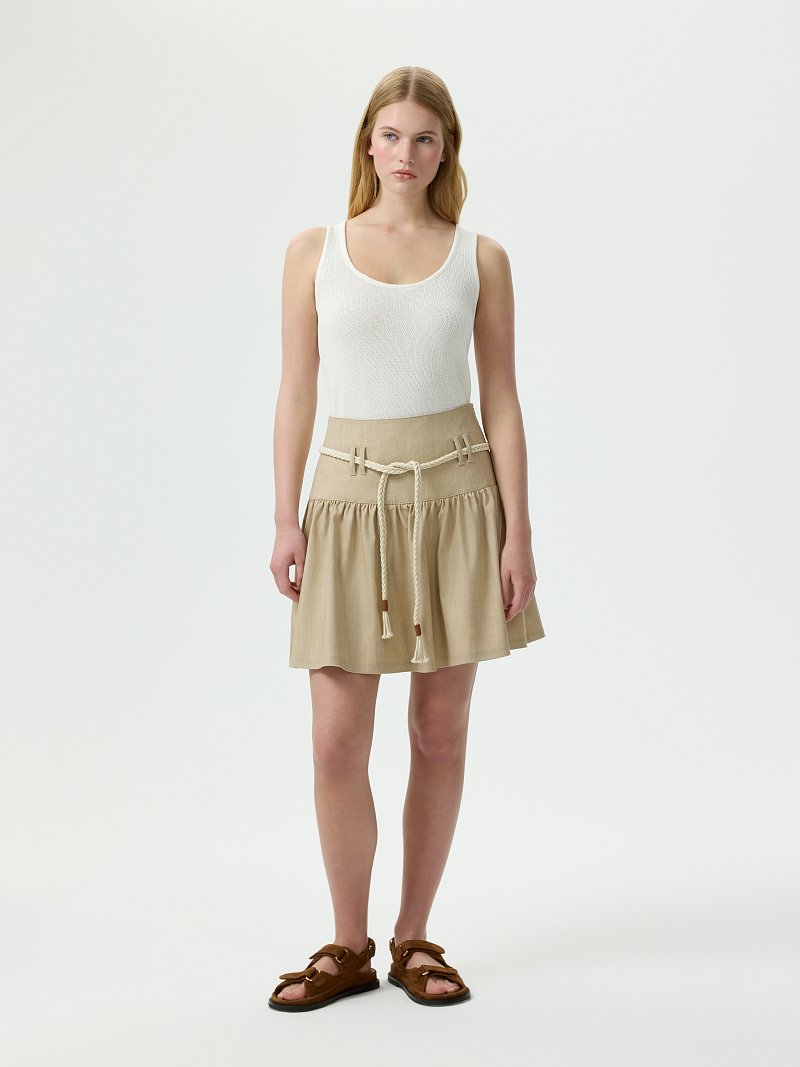 Расклешенная юбка со льном