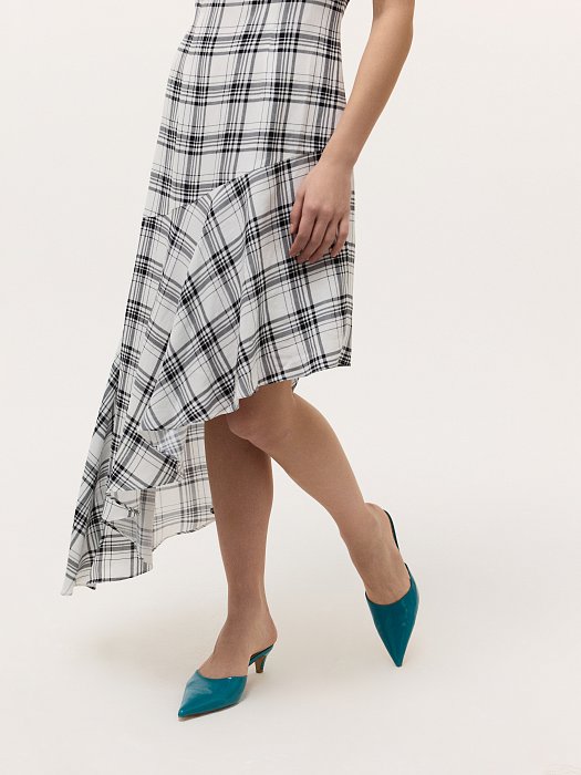 Асимметричное платье изо льна в клетку: фото №2