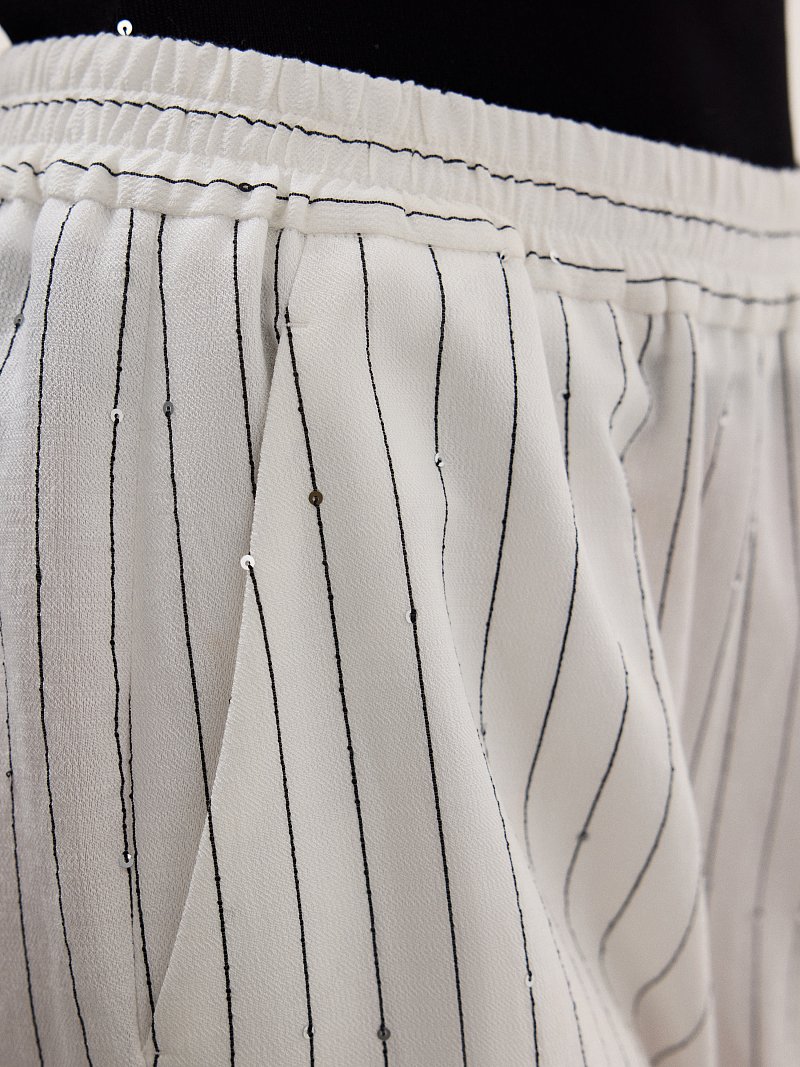 Брюки в полоску с пайетками