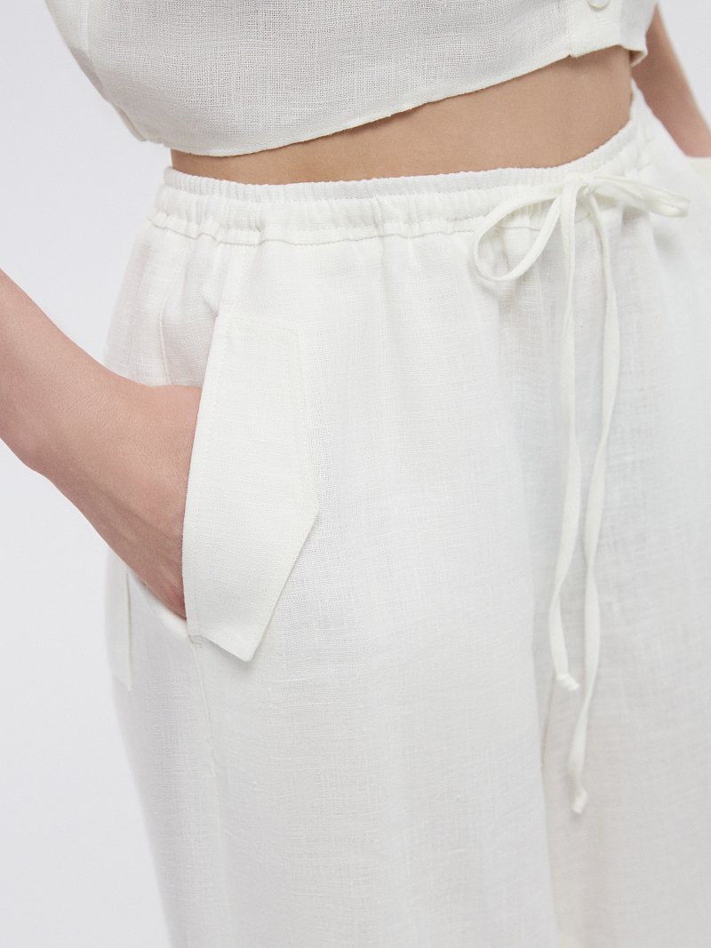 Свободные брюки изо льна