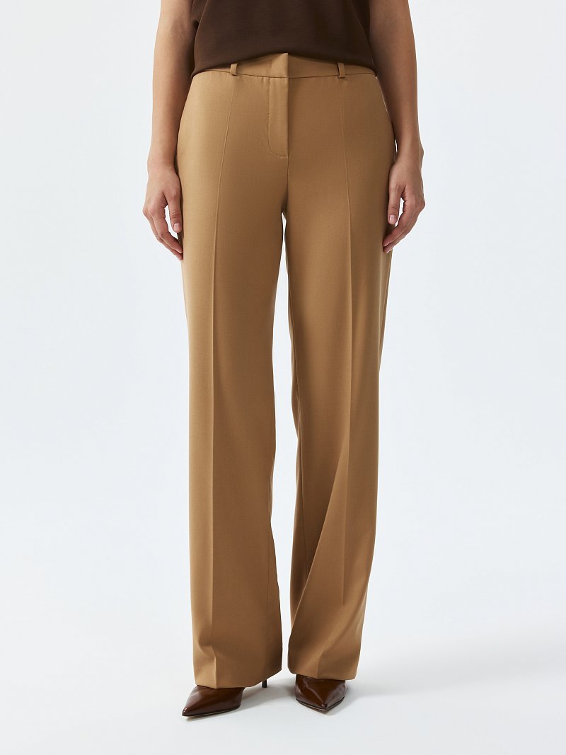 Брюки прямого кроя со стрелками