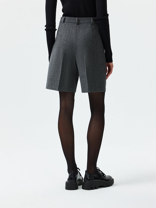 Шорты из твида «в елочку»: фото №5
