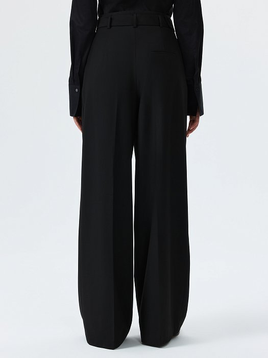 Широкие брюки с поясом: фото №4