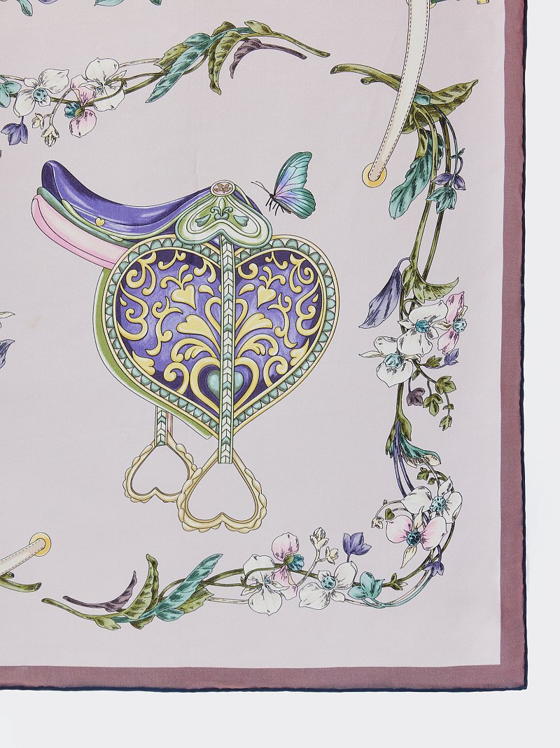 Платок с натуральным шелком