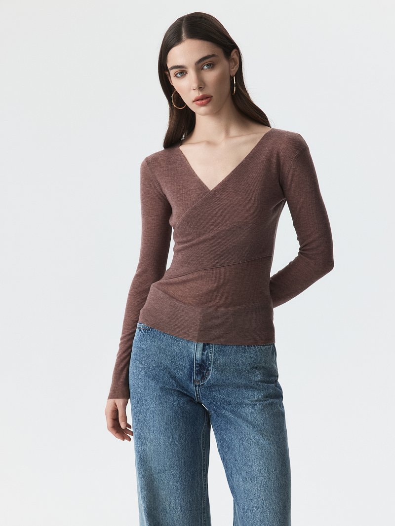 Шерстяной джемпер на запах