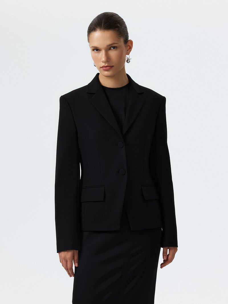 Приталенный жакет из вискозы