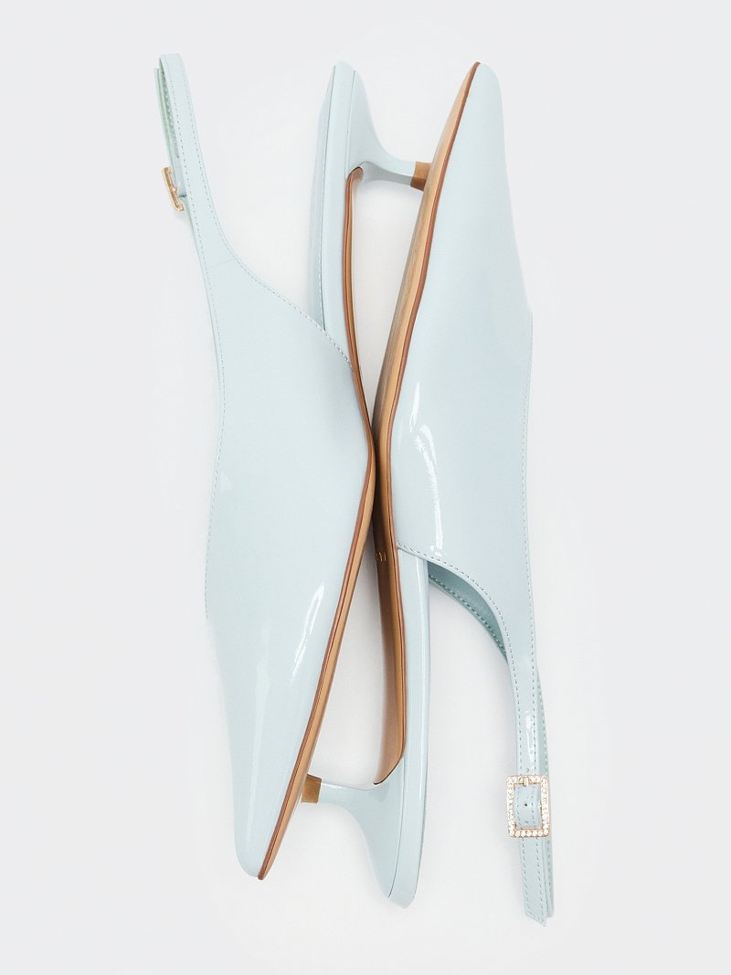 Лаковые туфли с открытой пяткой