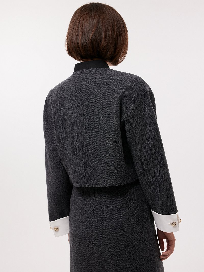 Укороченный жакет со съемными манжетами