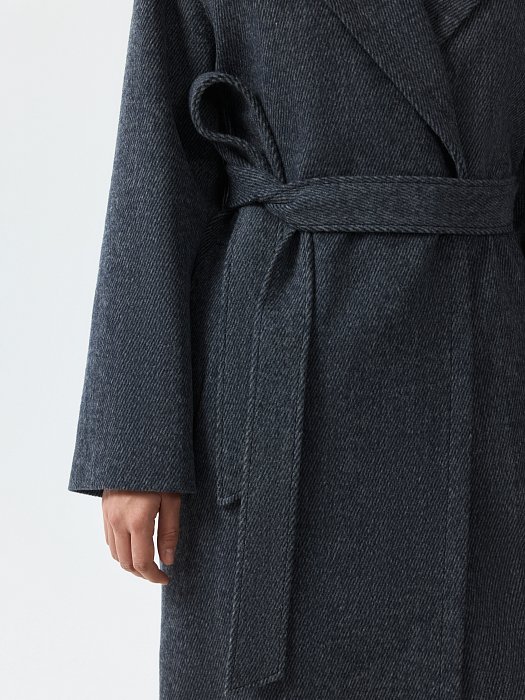 Пальто-халат в полоску: фото №4