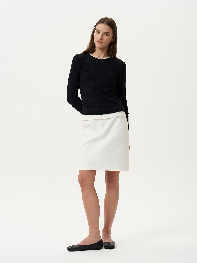 Прямая юбка с высокой посадкой