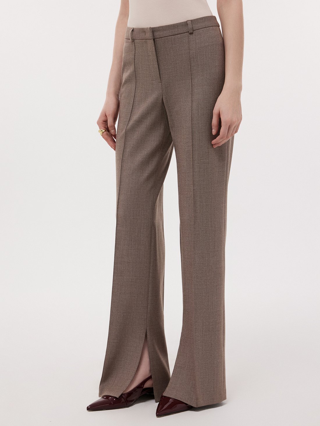 Прямые брюки с разрезами: фото №1