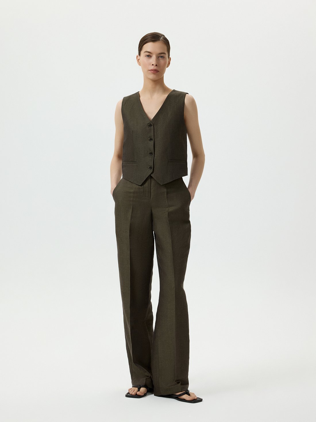 Льняной жилет: фото №1