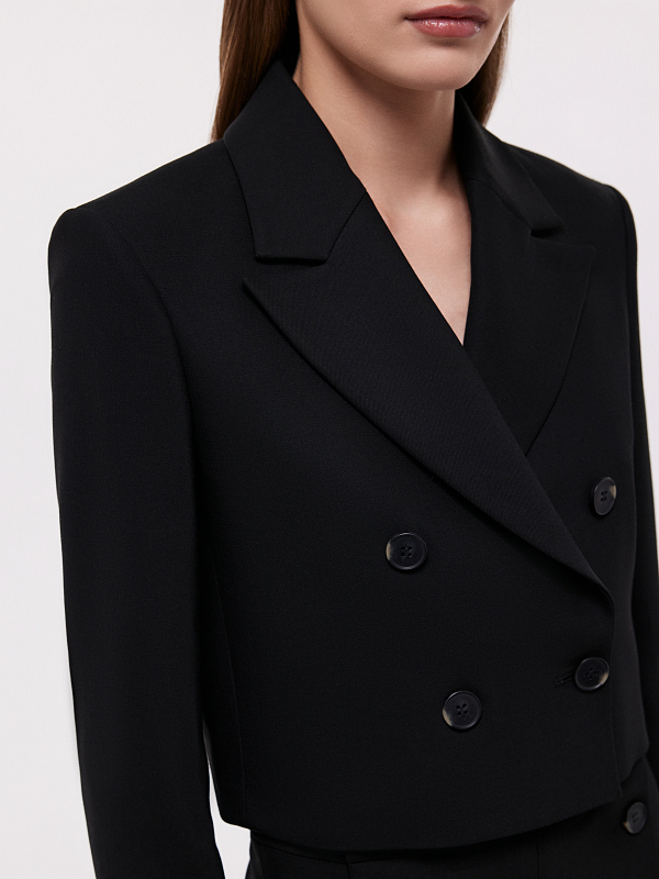 Укороченный двубортный жакет