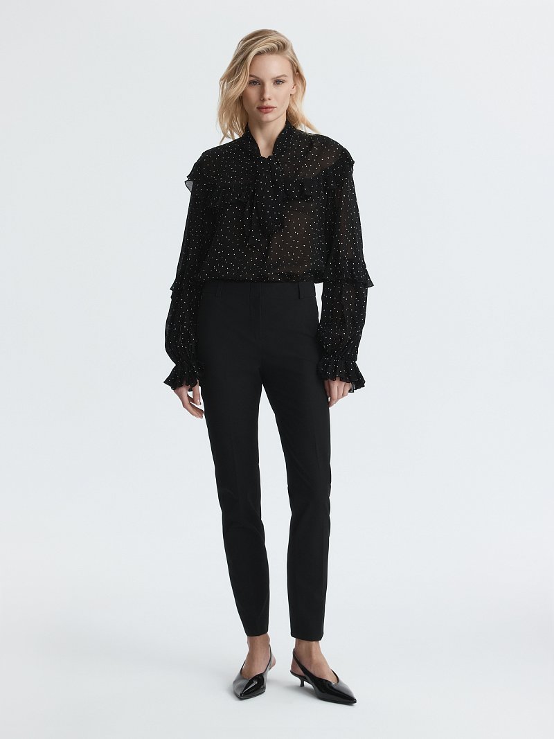 Зауженные костюмные брюки