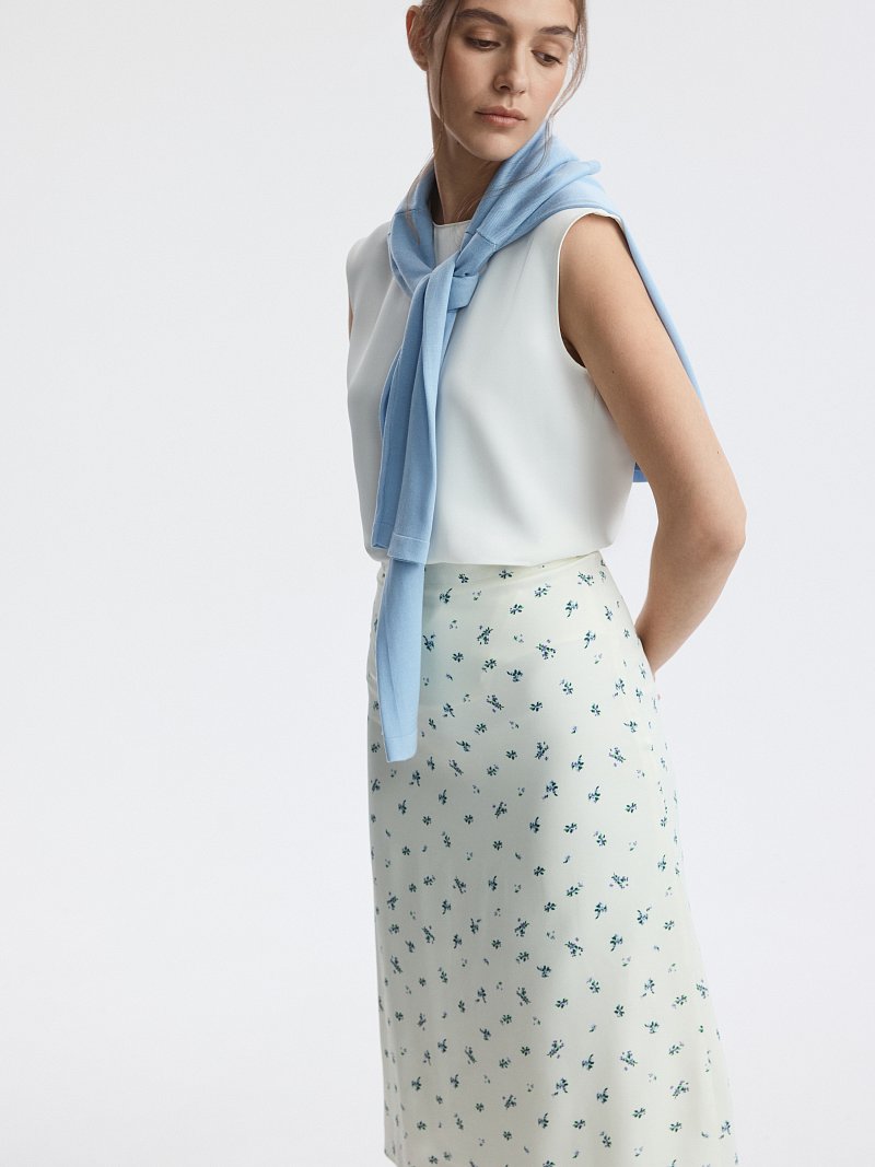 Атласная юбка в цветочек