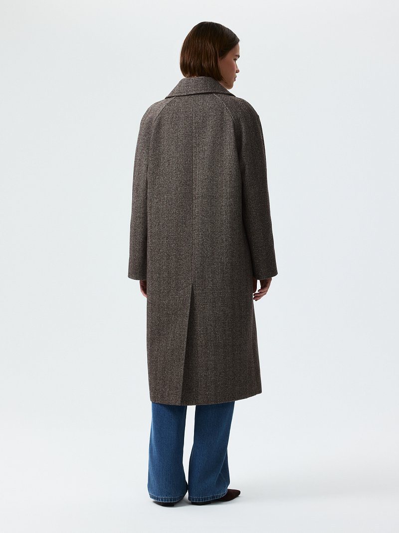 Пальто из шерстяного твида «в елочку»