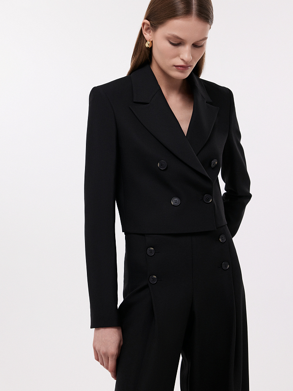 Укороченный двубортный жакет