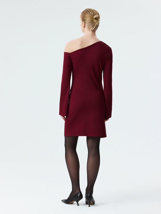 Трикотажное платье-мини с драпировками: фото №4