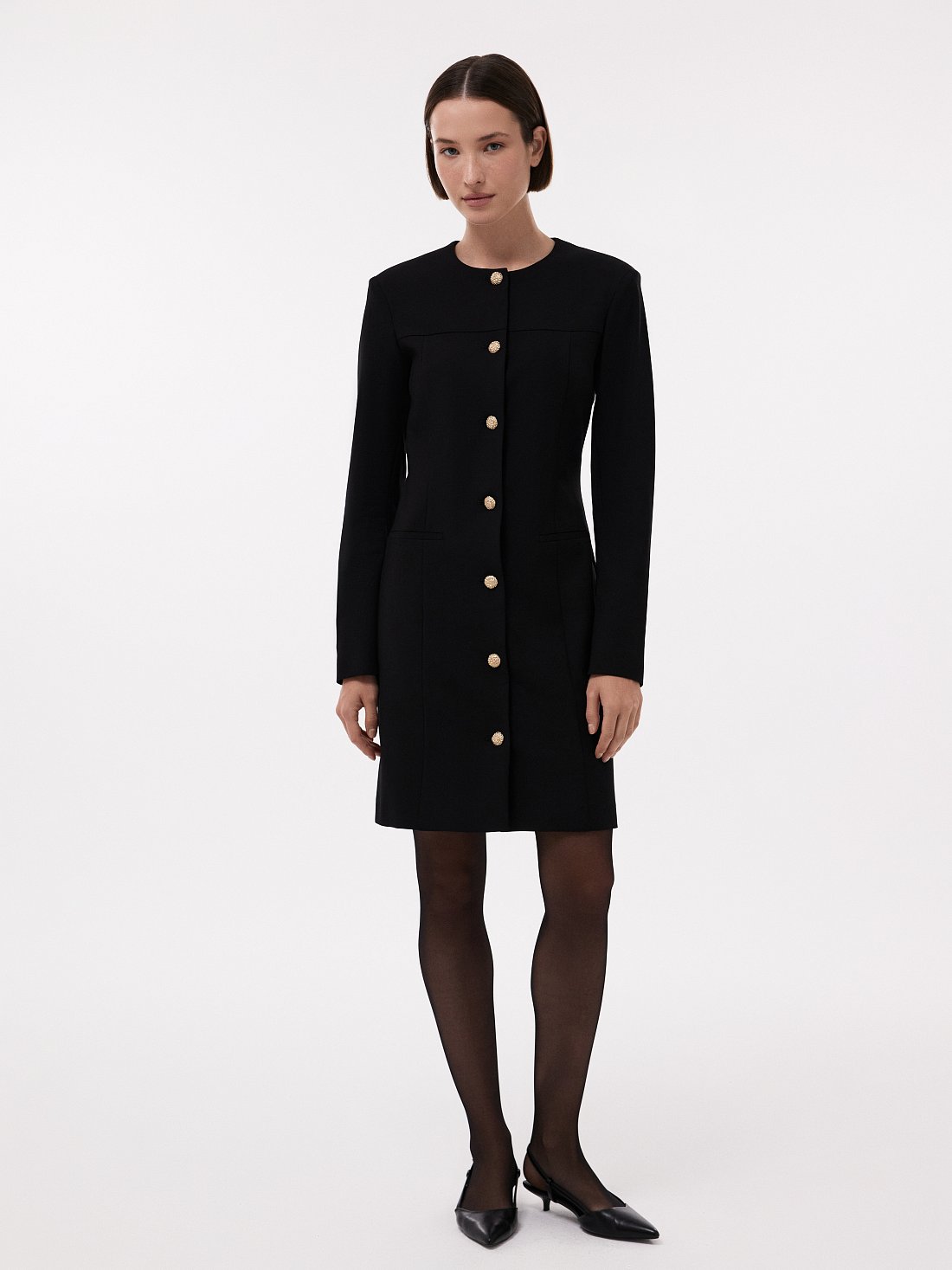 Платье-футляр с длинными рукавами: фото №1