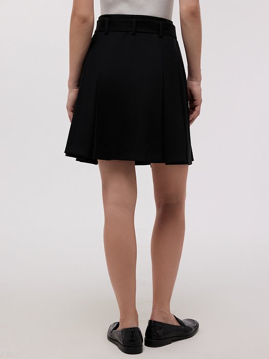 Расклешенная юбка со складками: фото №3