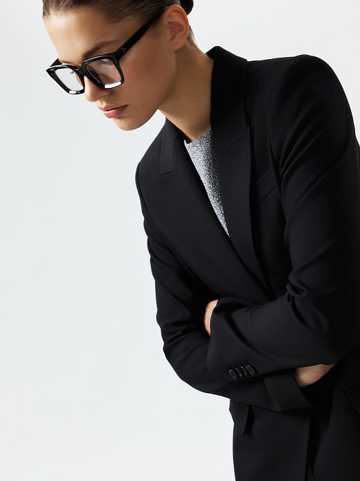 Удлиненный жакет на пуговице: фото №6