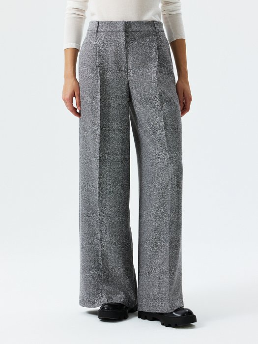 Брюки свободного кроя: фото №2