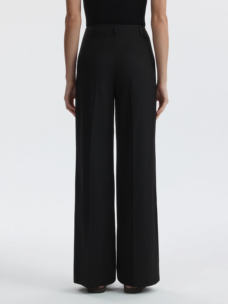 Классические брюки «в елочку»