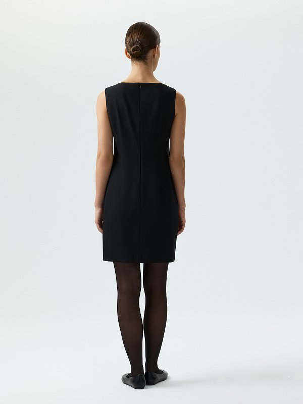 Базовое мини-платье