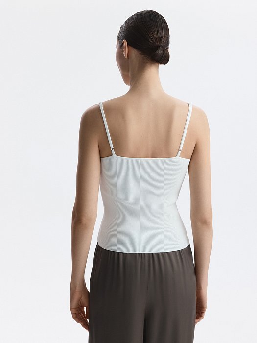 Трикотажный топ на бретелях: фото №5