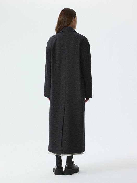 Свободное пальто «в елочку»: фото №6