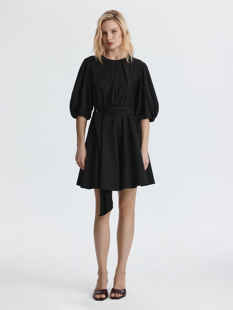 Платье из хлопка с поясом