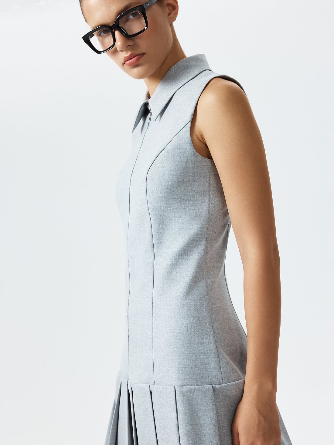 Платье без рукавов: фото №1