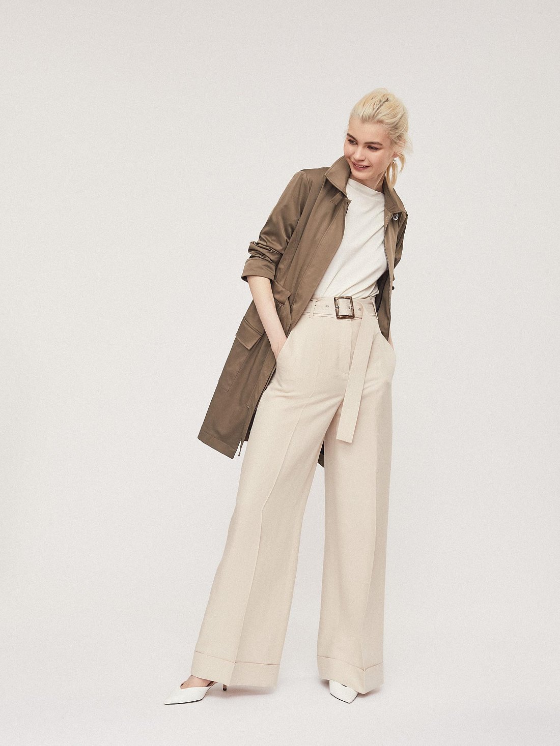 Брюки широкого кроя из смесового льна: фото №1