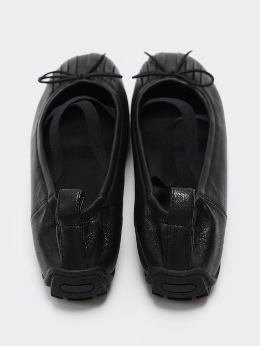 Кожаные балетки с бантом: фото №4