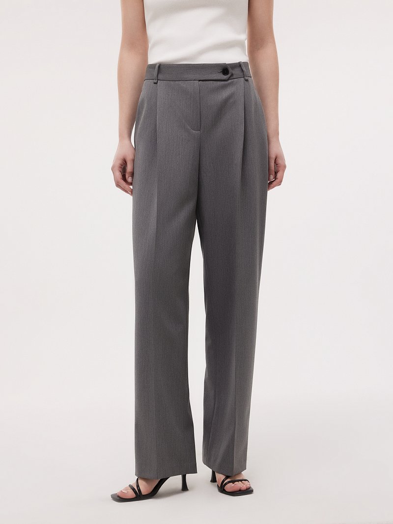 Прямые брюки с защипами