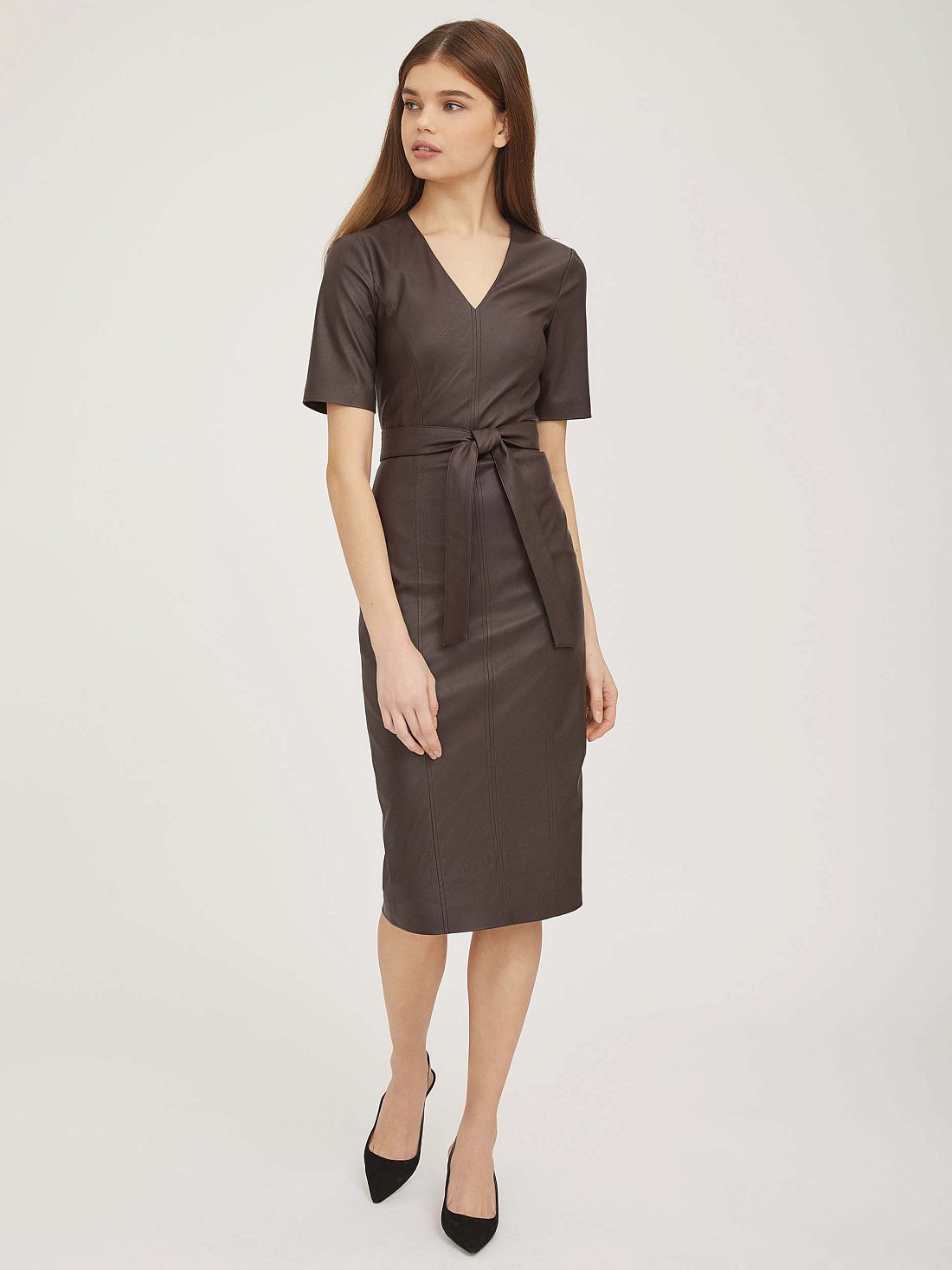 Платье из искусственной кожи: фото №1