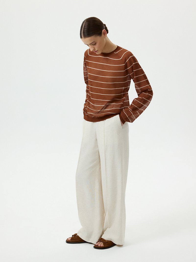 Тонкий джемпер в полоску