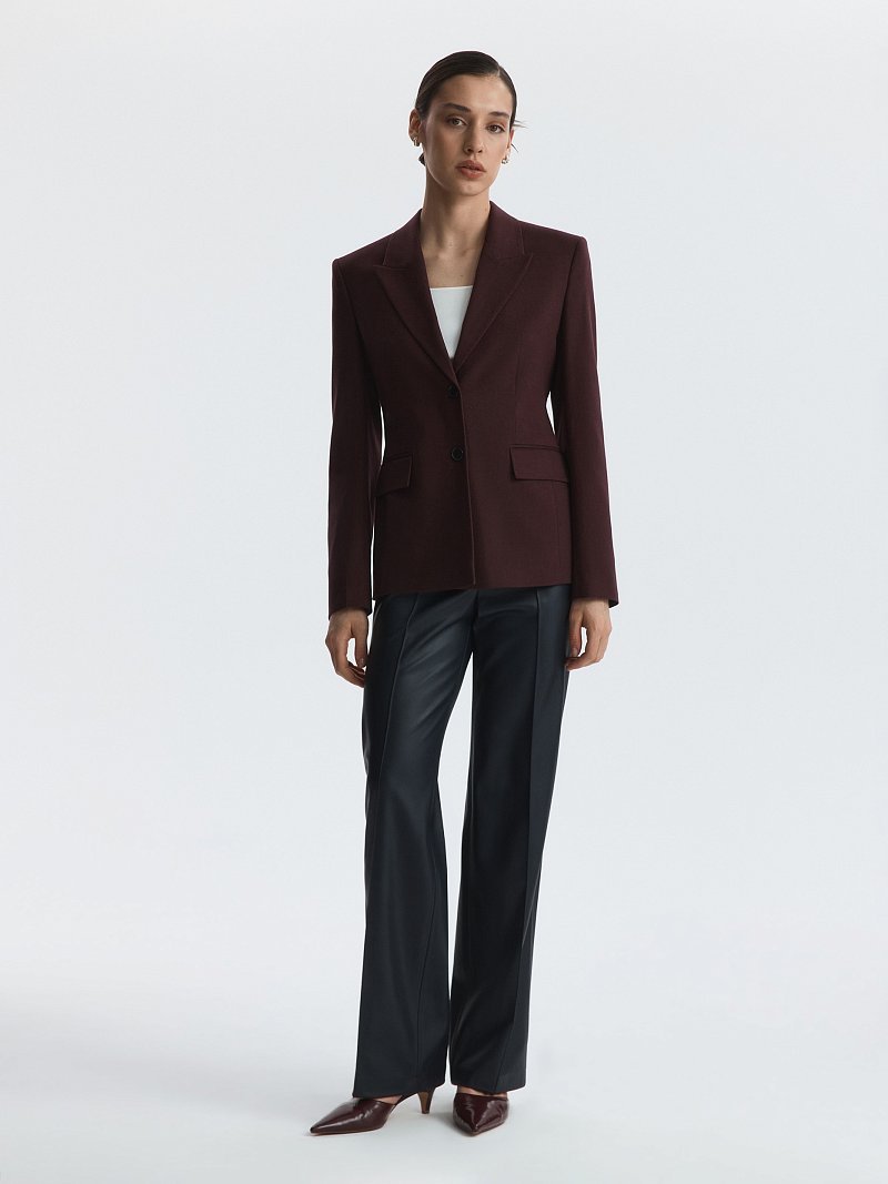 Приталенный жакет из фланели