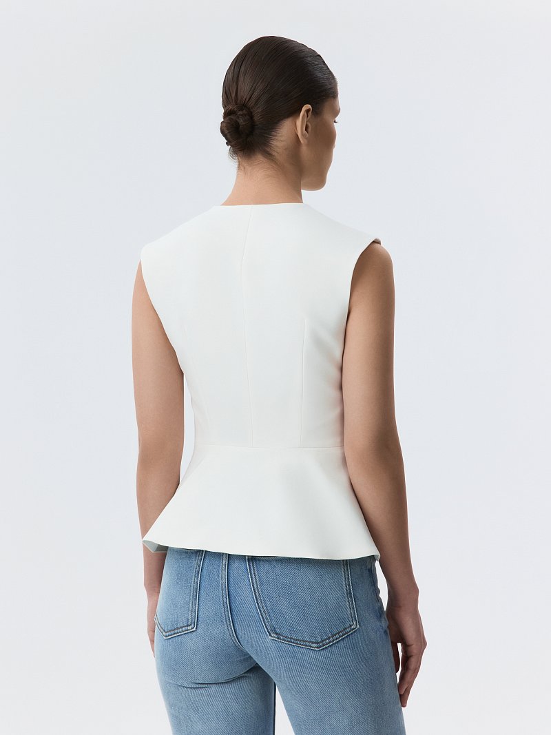 Приталенный жилет с баской (Р158)