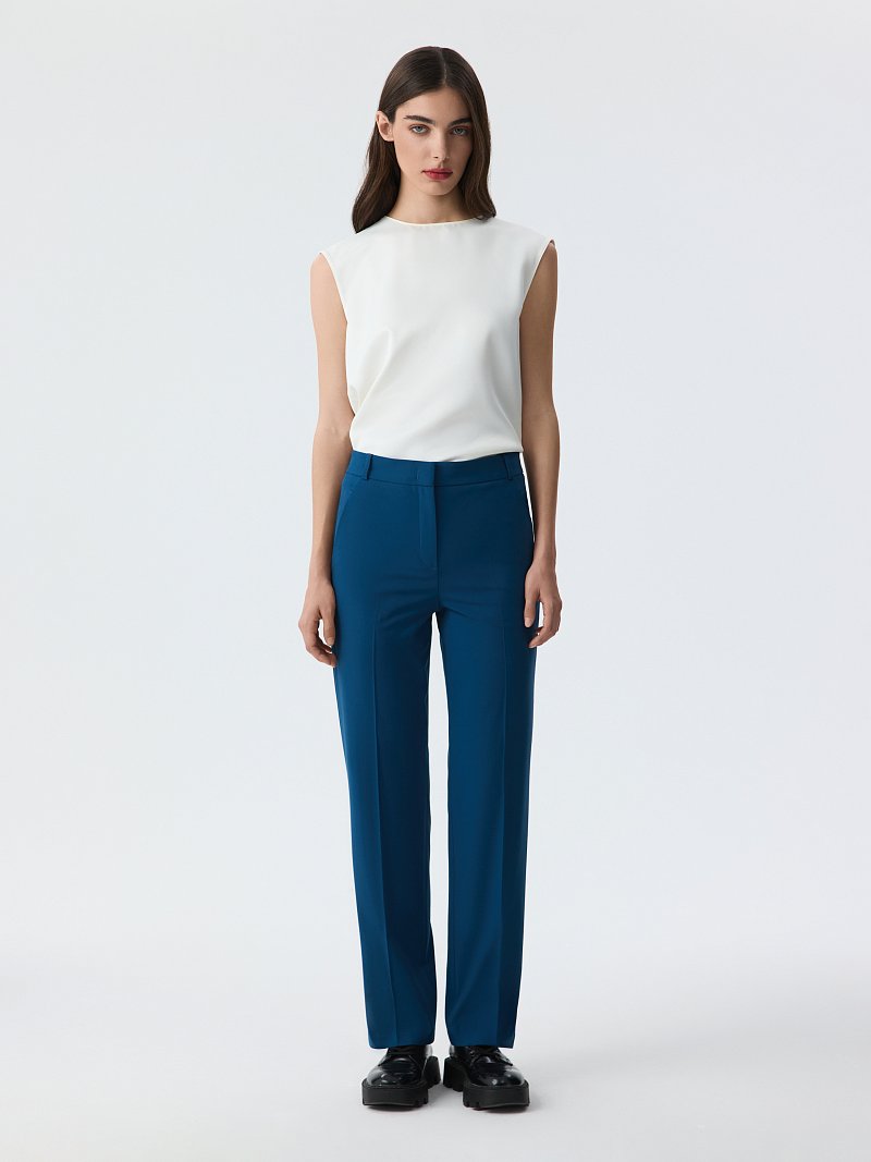 Брюки зауженного кроя