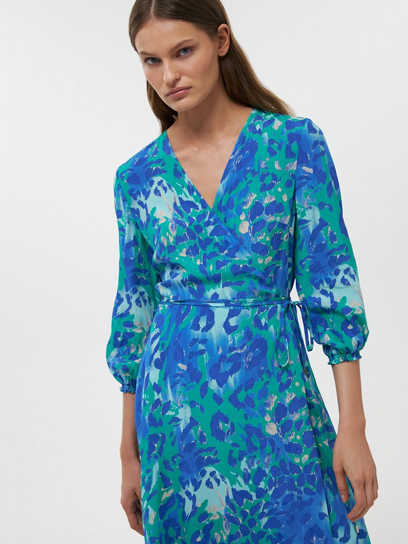 Платье на запах