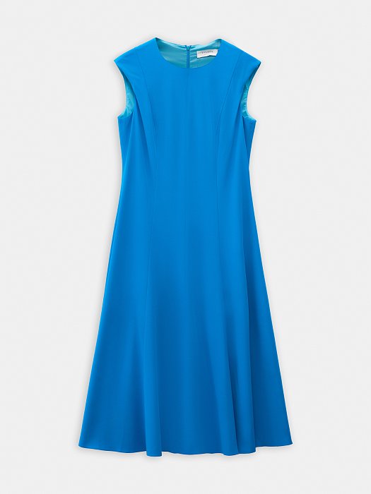 Приталенное платье с разрезом: фото №7